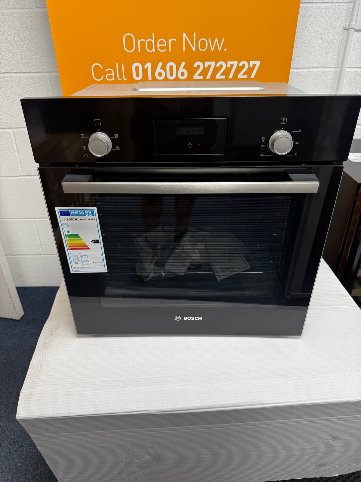 Bosch Series 2 HHF113BA0B (52) Built-In Electric Single Oven in Black with 13 Amp Plug - A Rated - HW182852