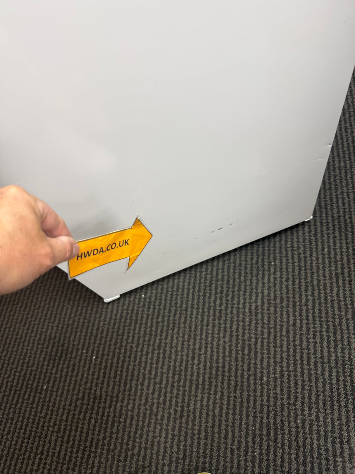 Hotpoint HTC18 T112 UK 70/30 (31) No Frost Integrated Fridge Freezer with Sliding Hinge - E Rated -GRADED BLEMISHED HW181976