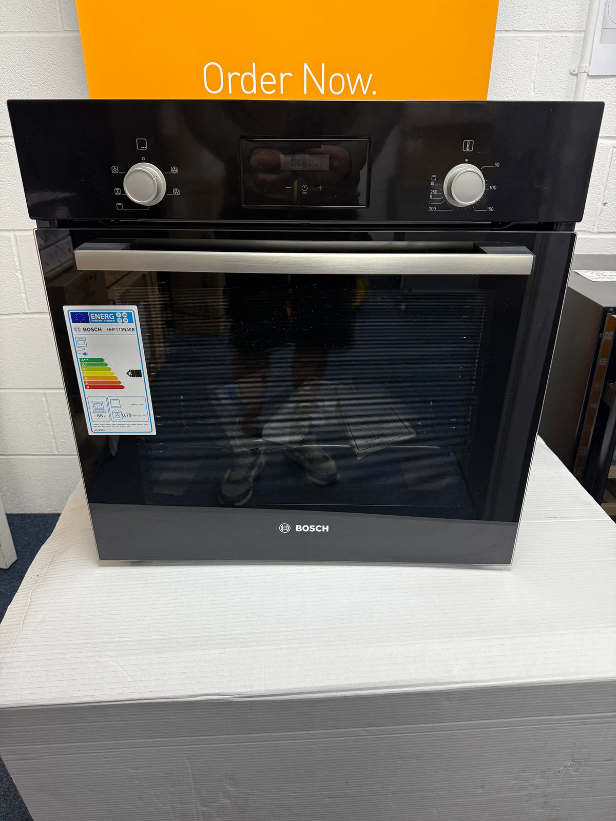 Bosch Series 2 HHF113BA0B (52) Built-In Electric Single Oven in Black with 13 Amp Plug - A Rated - HW182852