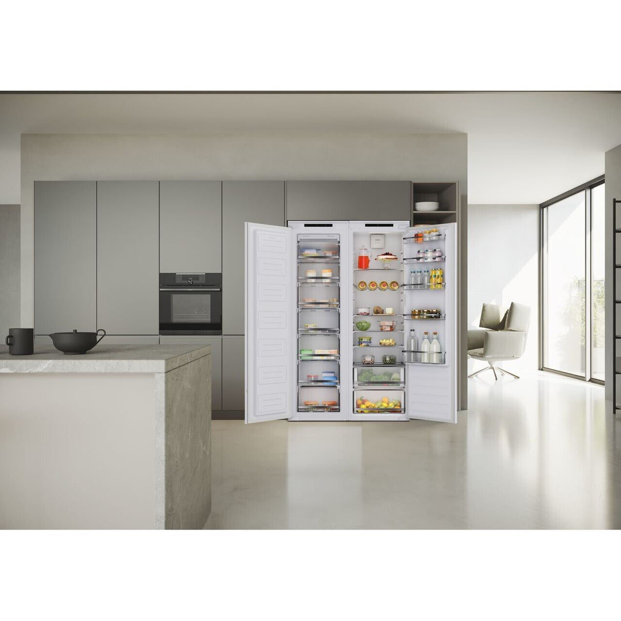 Haier HAMS518EWK Integrated Upright Fridge