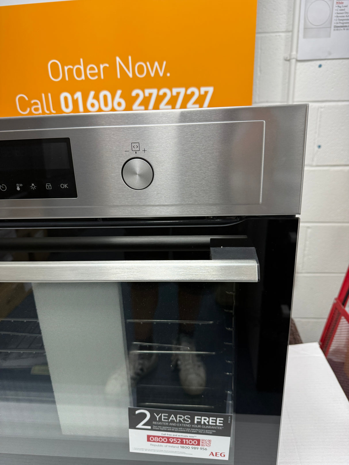 AEG BEX535A61M (82) 3000 Built-in Electric Single Oven with AirFry and Aqua Clean in Stainless Steel - A+ Rated - (Blemished) - HW182532