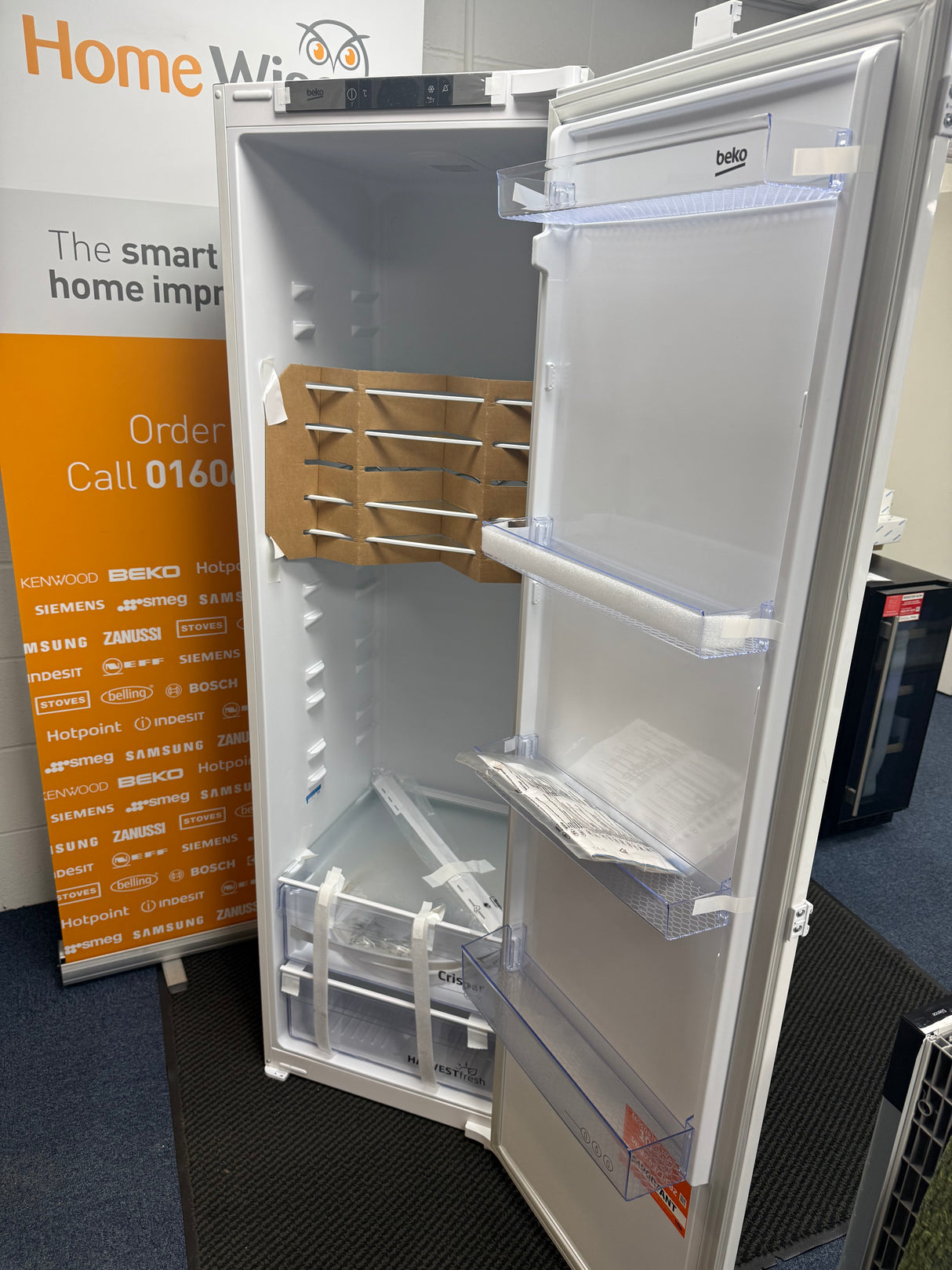 Beko BLSD4V577 (70) Built In HarvestFresh™ Tall Larder Fridge - 309 Litres - E Rated - (Ex Display) - HW182670