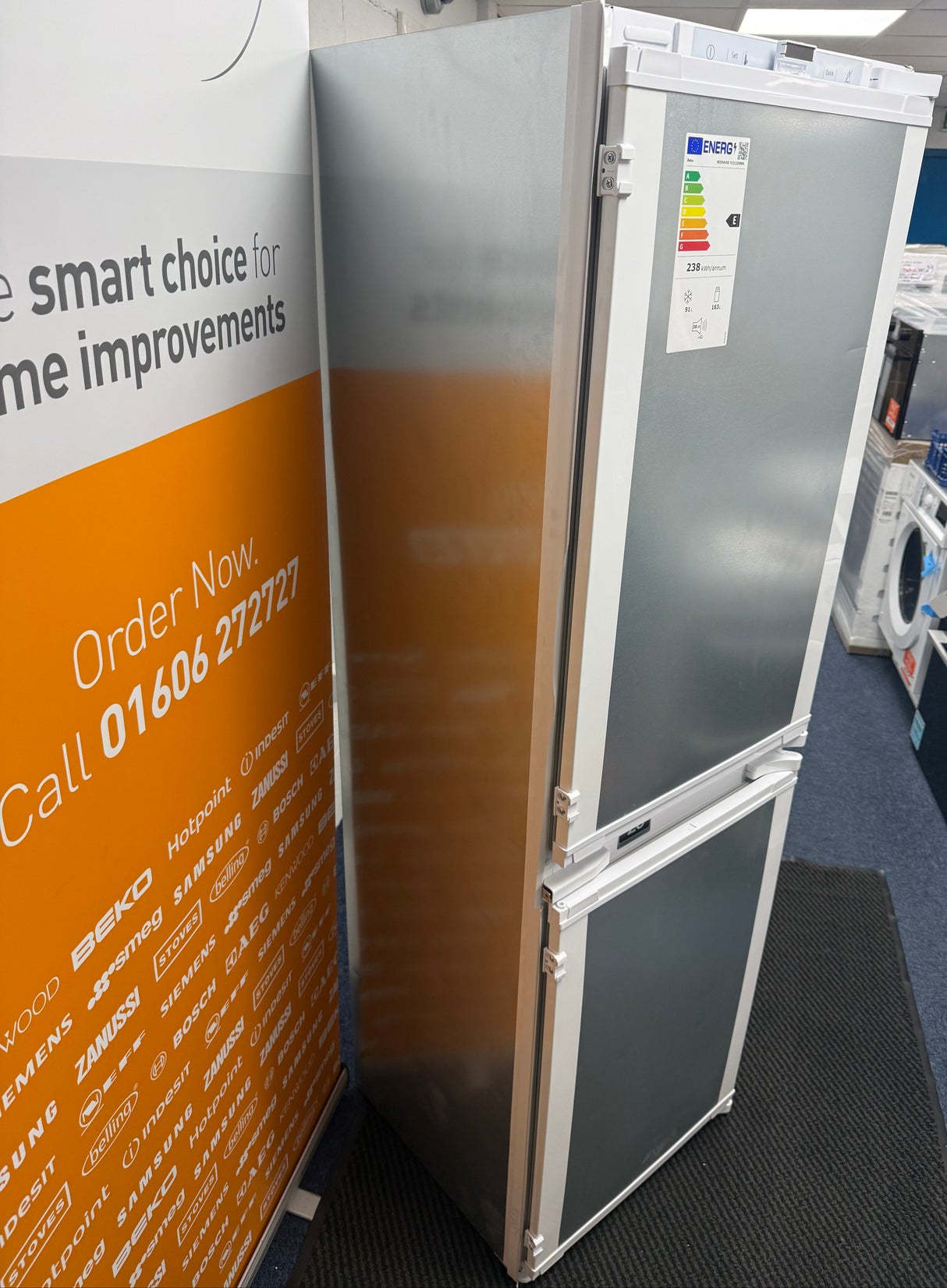 Beko BCFD4V50 (92) 50/50 Frost Free HarvestFresh™ Integrated Fridge Freezer with Sliding Hinge - E Rated - (Ex Display) - HW182592