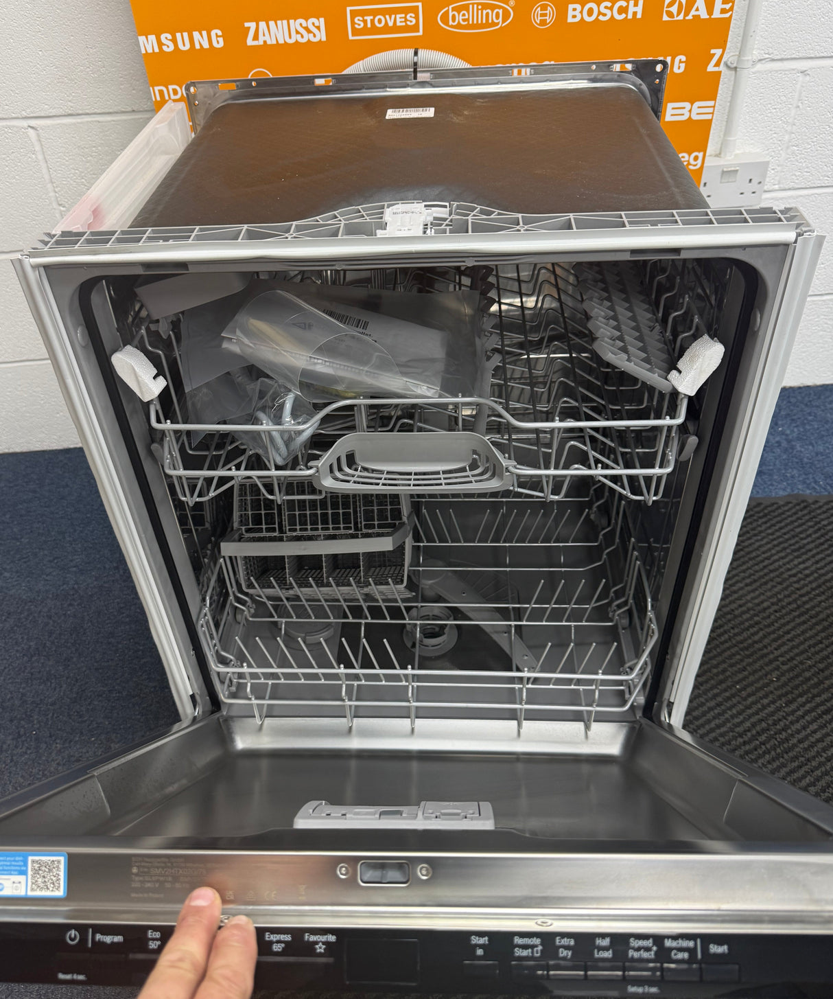 Bosch Series 2 SMV2HTX02G (90) 60cm Fully Integrated Dishwasher with Wi-Fi Enabled Home Connect - D Rated - (Ex Display) - HW182590