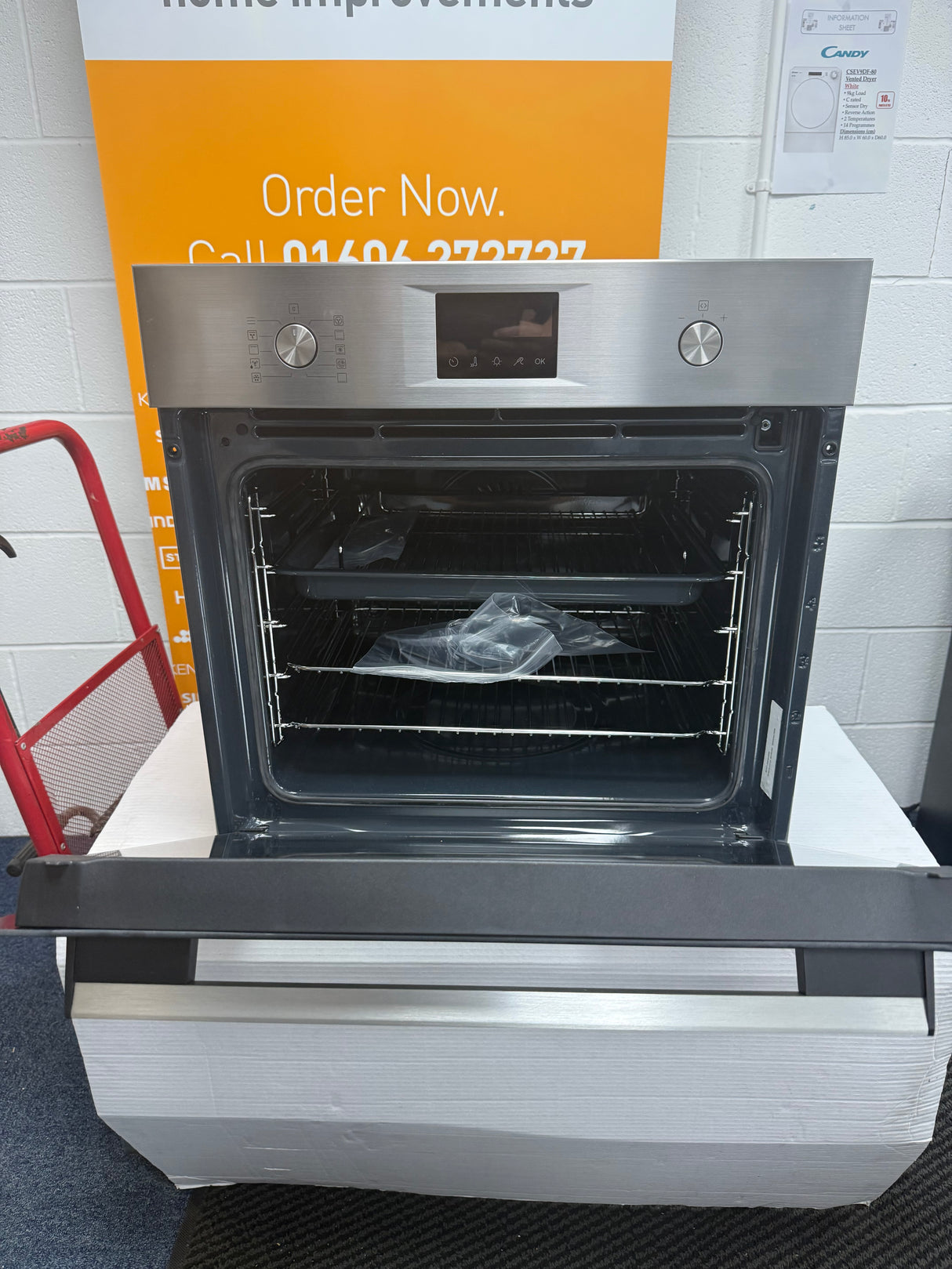 AEG Series 6000 OS6AB50AM (02) Sense Cook Aqua Clean Built-in Single Oven in Stainless Steel - A+ Rated - (Ex Display) - HW182699