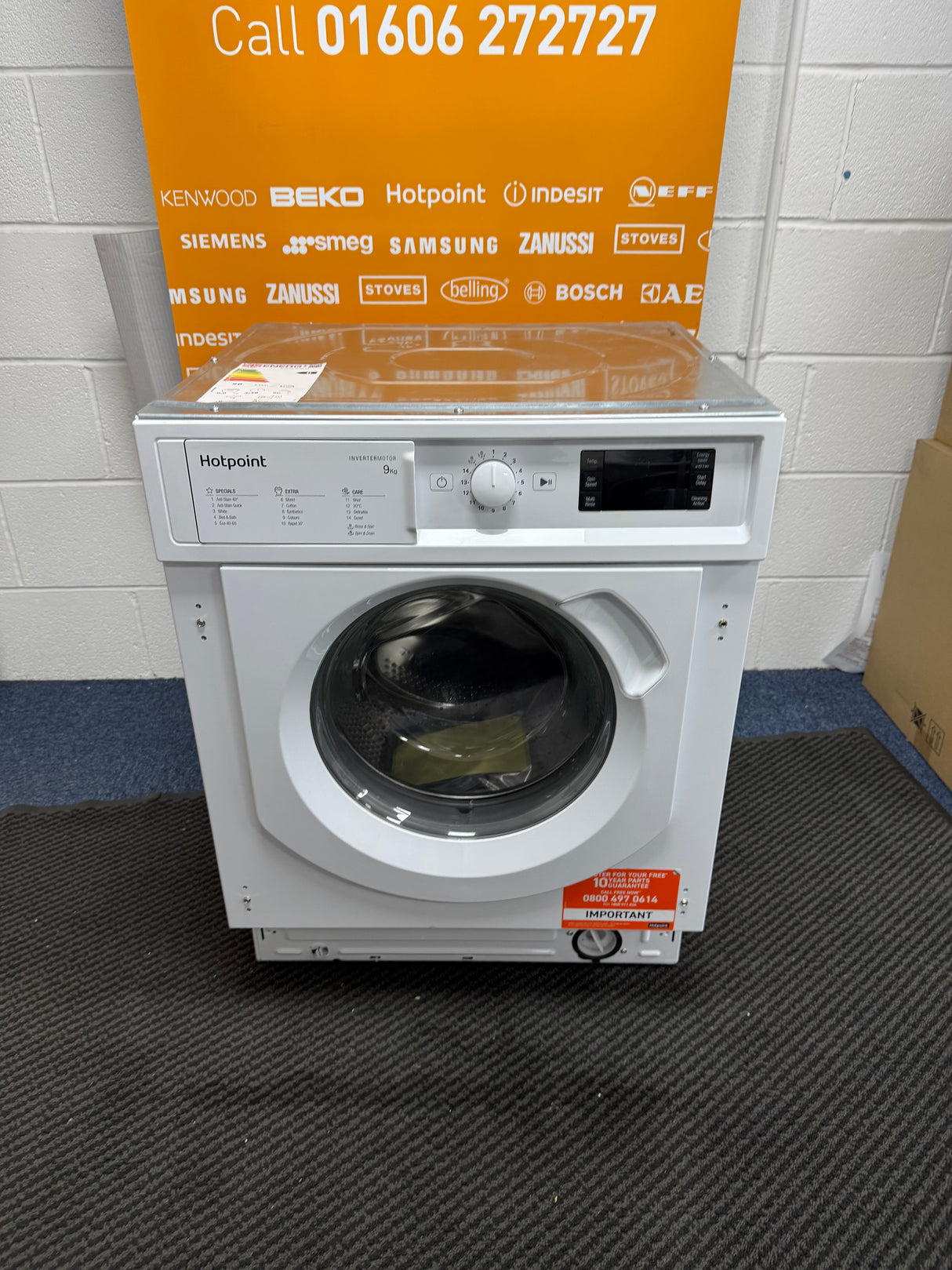 Hotpoint BI WMHG 91485 UK (88) 9KG 1400RPM Integrated Washing Machine - (Ex Display ) - HW182488