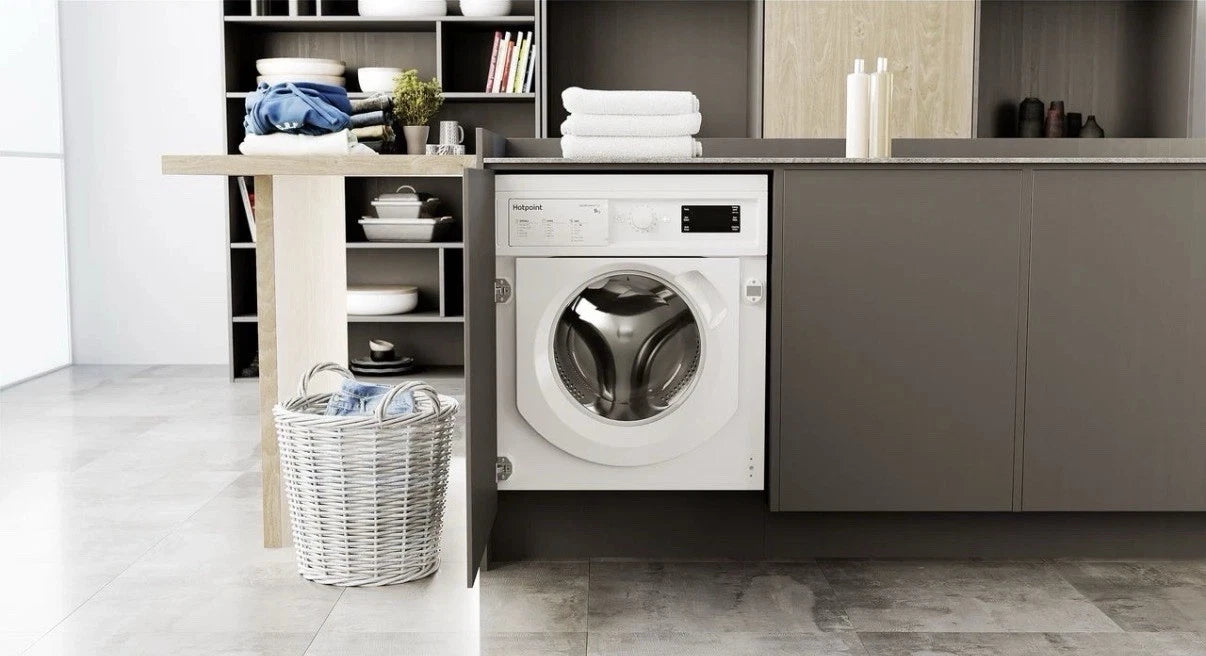 Hotpoint BI WMHG 91485 UK (11) 9KG 1400RPM Integrated Washing Machine - (Blemished) - HW182411