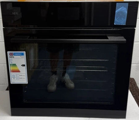 AEG NBR7P731SB (43) 7000 MealAssist Built in Single Oven with SteamCrisp and Pyrolytic Self Cleaning - A++ Rated - (Ex Display) - HW182643
