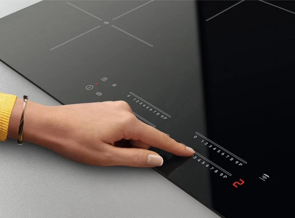 Zanussi ZIFN644K 60cm 4-Zone Frameless Induction Hob - (Tatty Box) - HW181829