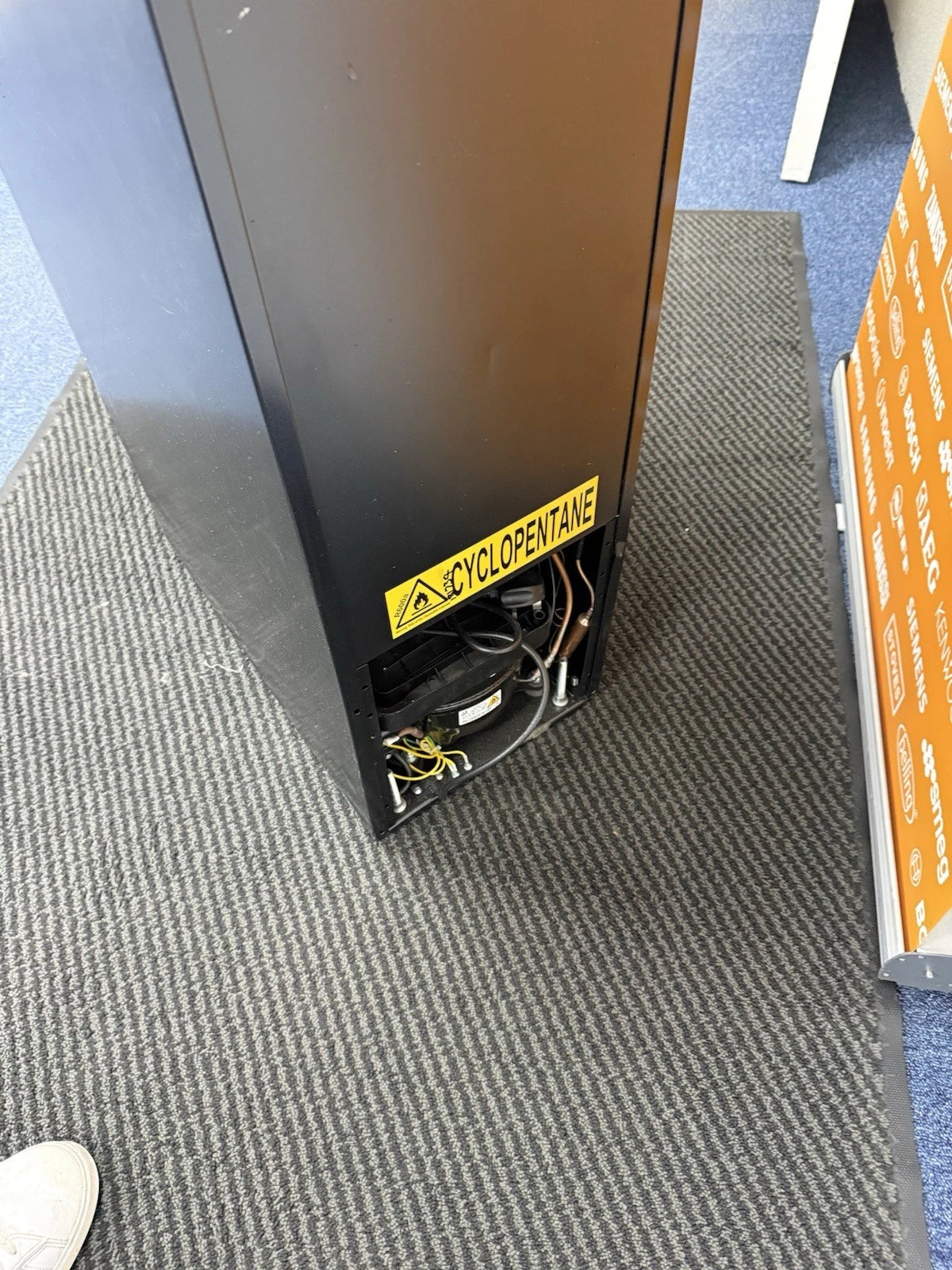 Viceroy WRWC30BKED.3 (97) 18 Bottle 30cm Undercounter Wine Cooler Fridge - (Ex Display) - HW181897