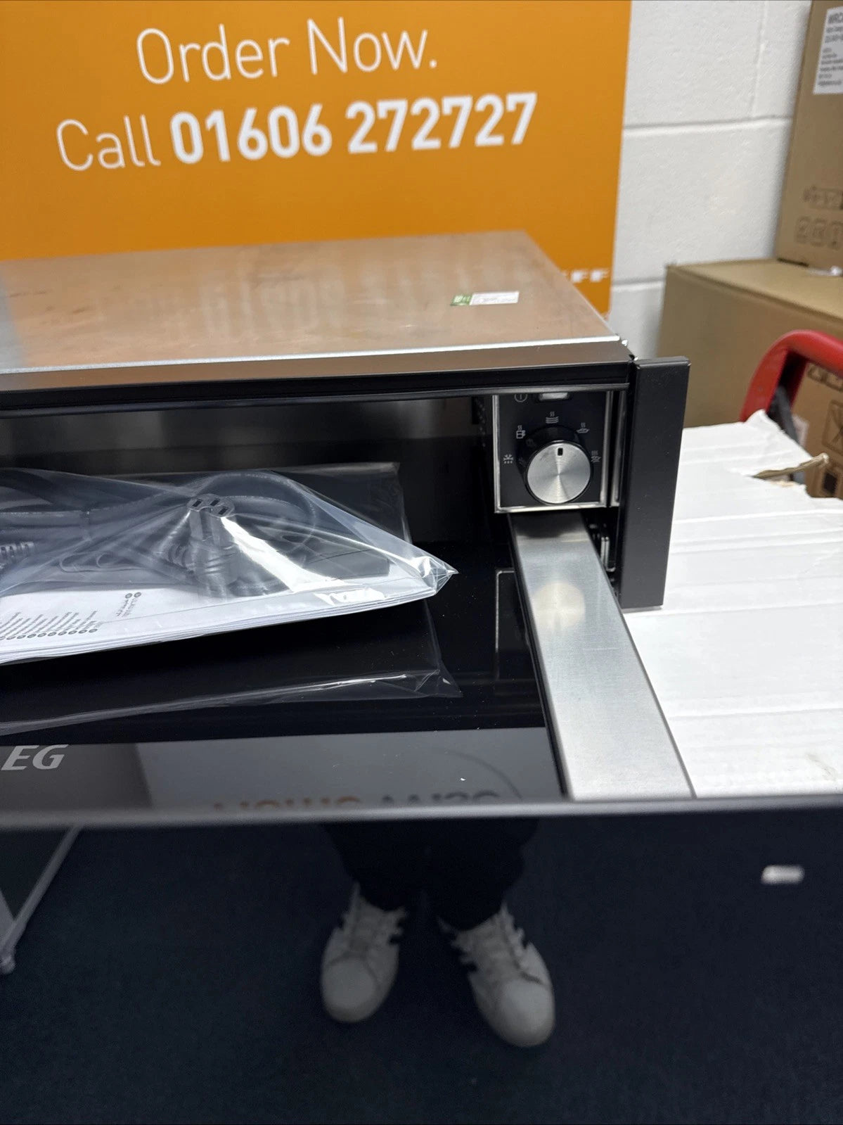 AEG KDK911424M 14cm Warming Drawer in Black Glass - (No Front Branding) - HW181813