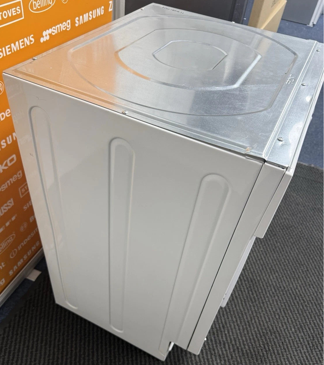 Hotpoint BI WMHG 91485 UK (11) 9KG 1400RPM Integrated Washing Machine - (Blemished) - HW182411