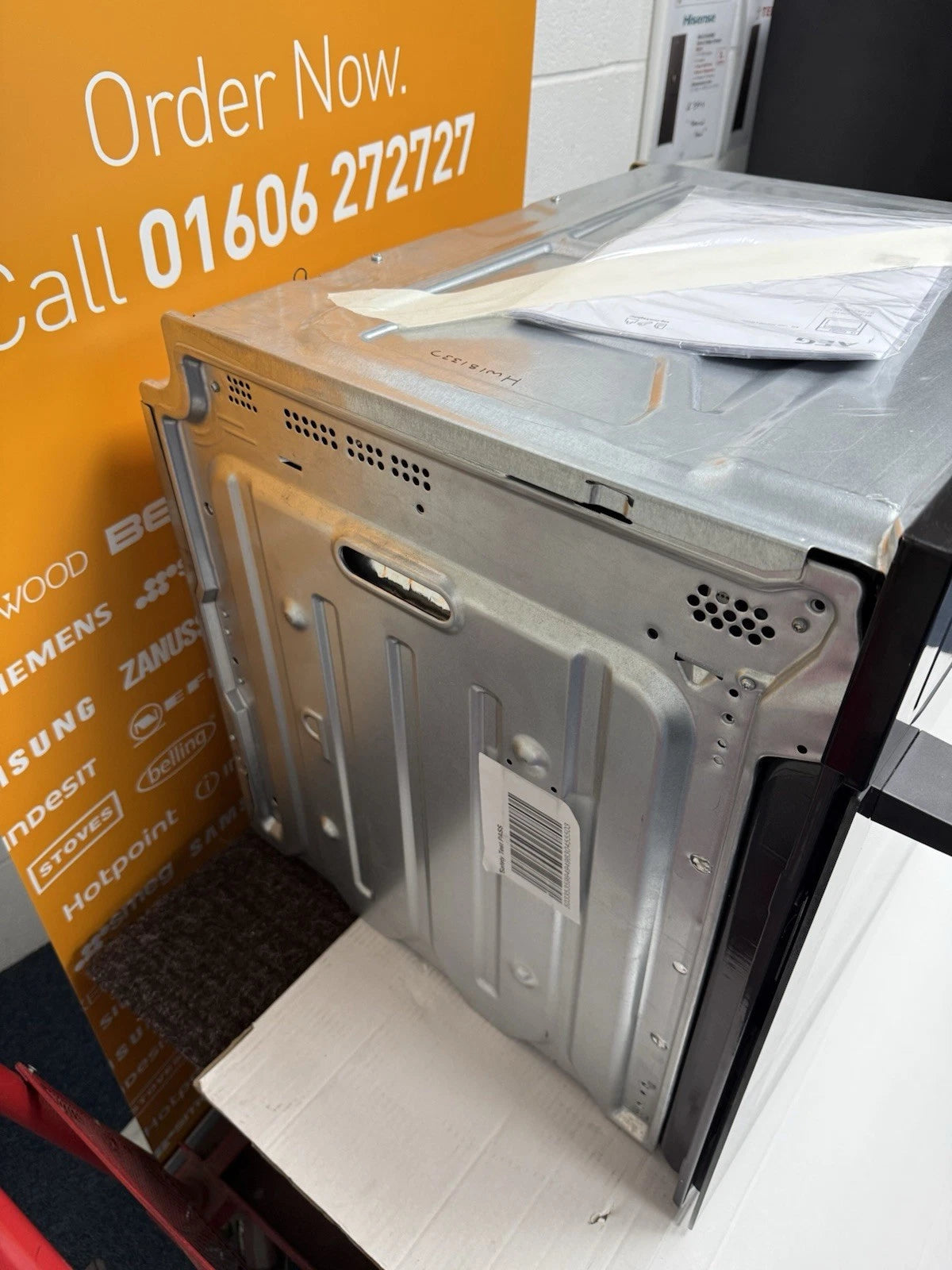 AEG BPX535061B (89) Built-In Electric Single Oven with Pyrolytic Self Cleaning in Black - A Rated - (Ex Display) - HW181789