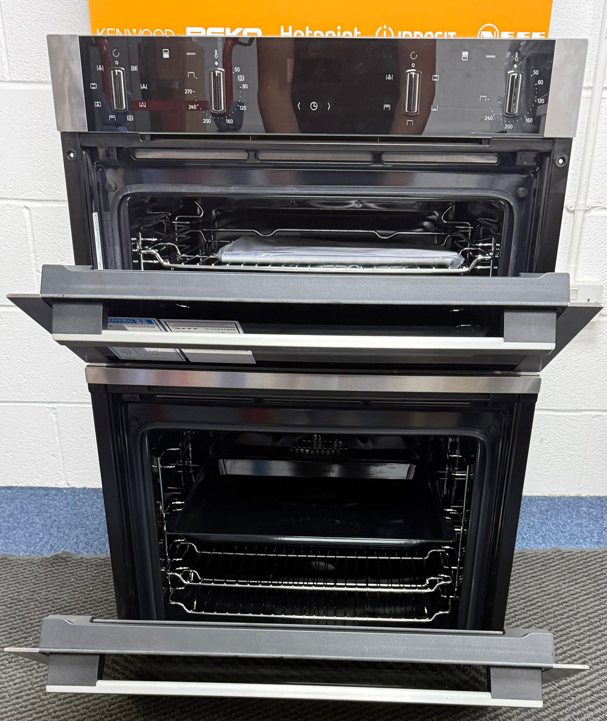 Neff N50 U1ACE2AN3B (14) Built-In Electric Double Oven in Stainless Steel - A Rated - (Ex Display) - HW182414