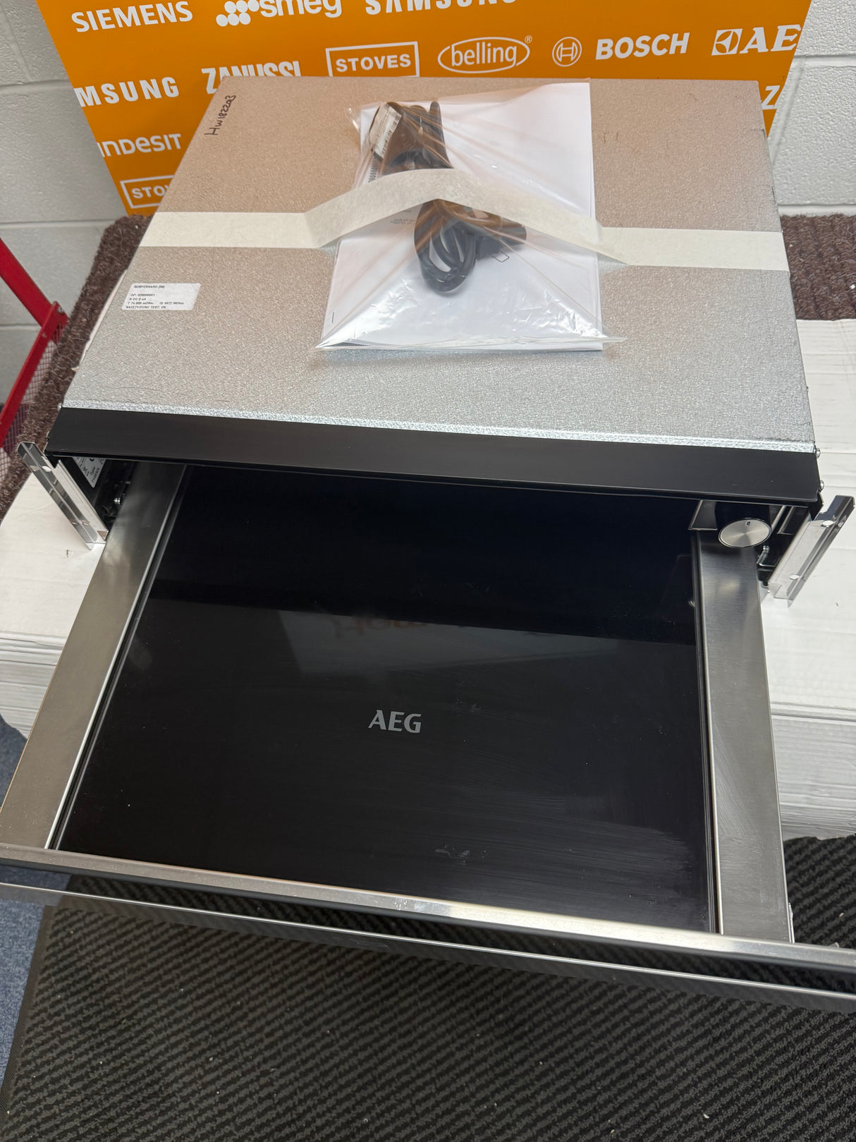 AEG KDK911424M 14cm Warming Drawer in Stainless Steel and Black EX DISPLAY - HW1821322