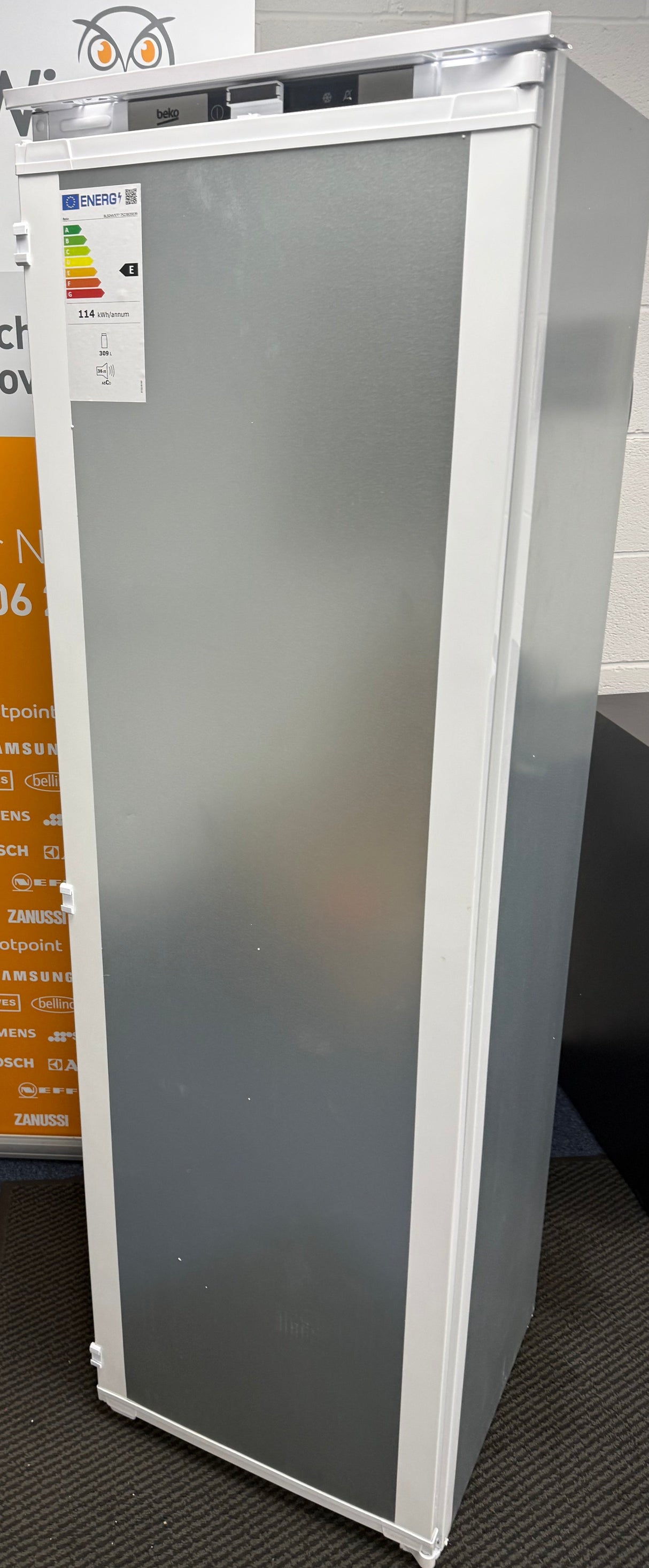 Beko BLSD4V577 (19) Built In HarvestFresh™ Tall Larder Fridge - 309 Litres - E Rated - (Ex Display) - HW182619