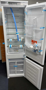Hotpoint HTC20 T322 UK (63) 194cm Extra Tall 280L 70/30 Integrated No Frost Fridge Freezer - Sliding Door Hinge - E Rated - (Ex Display) - HW182863