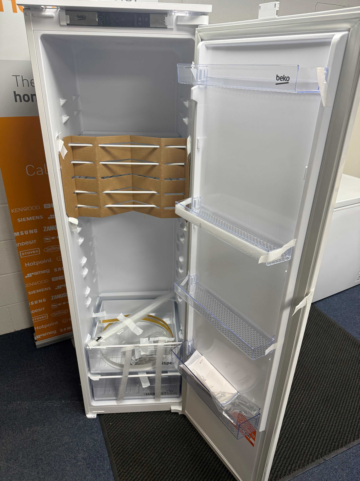 Beko BLSD4V577 (73) Built In HarvestFresh™ Tall Larder Fridge - 309 Litres - E Rated - (Ex display ) - HW182873