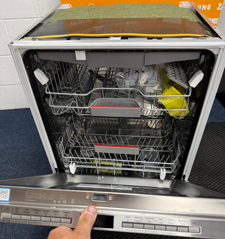 Bosch Series 4 SMV4ECX23G (57) Fully Integrated Dishwasher with Top Cutlery Tray - C Rated - (Tatty Box) - HW182657