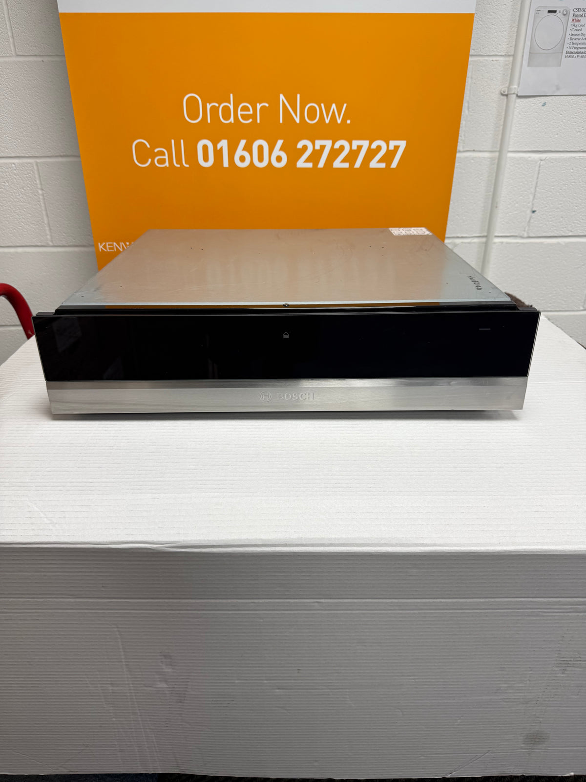 Bosch BIC630NS1B (37) 14cm Warming Drawer in Black & Stainless Steel - (Blemished) - HW182140