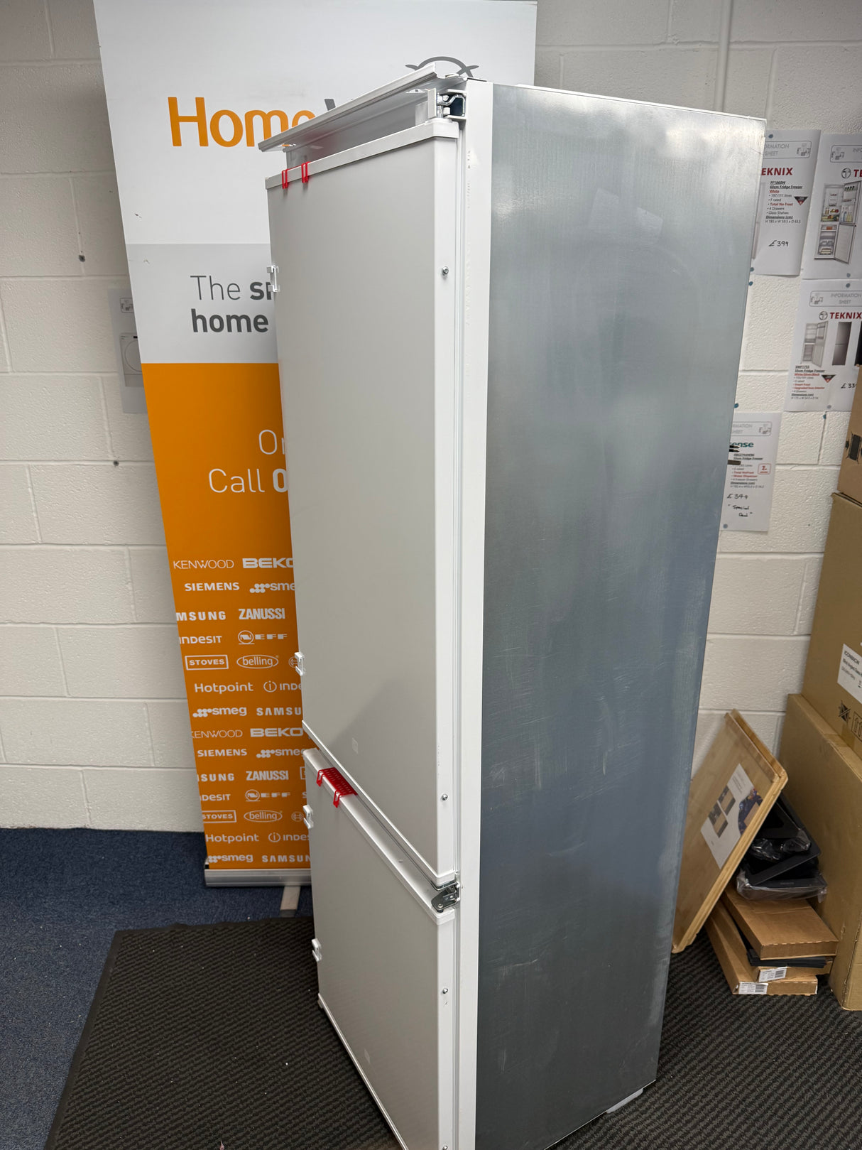 AEG 6000 TwinTech® OSC6N181ES (37) 177cm 70/30 Integrated Fridge Freezer with Sliding Door Hinge in White - E Rated - (Ex Display) - HW182337