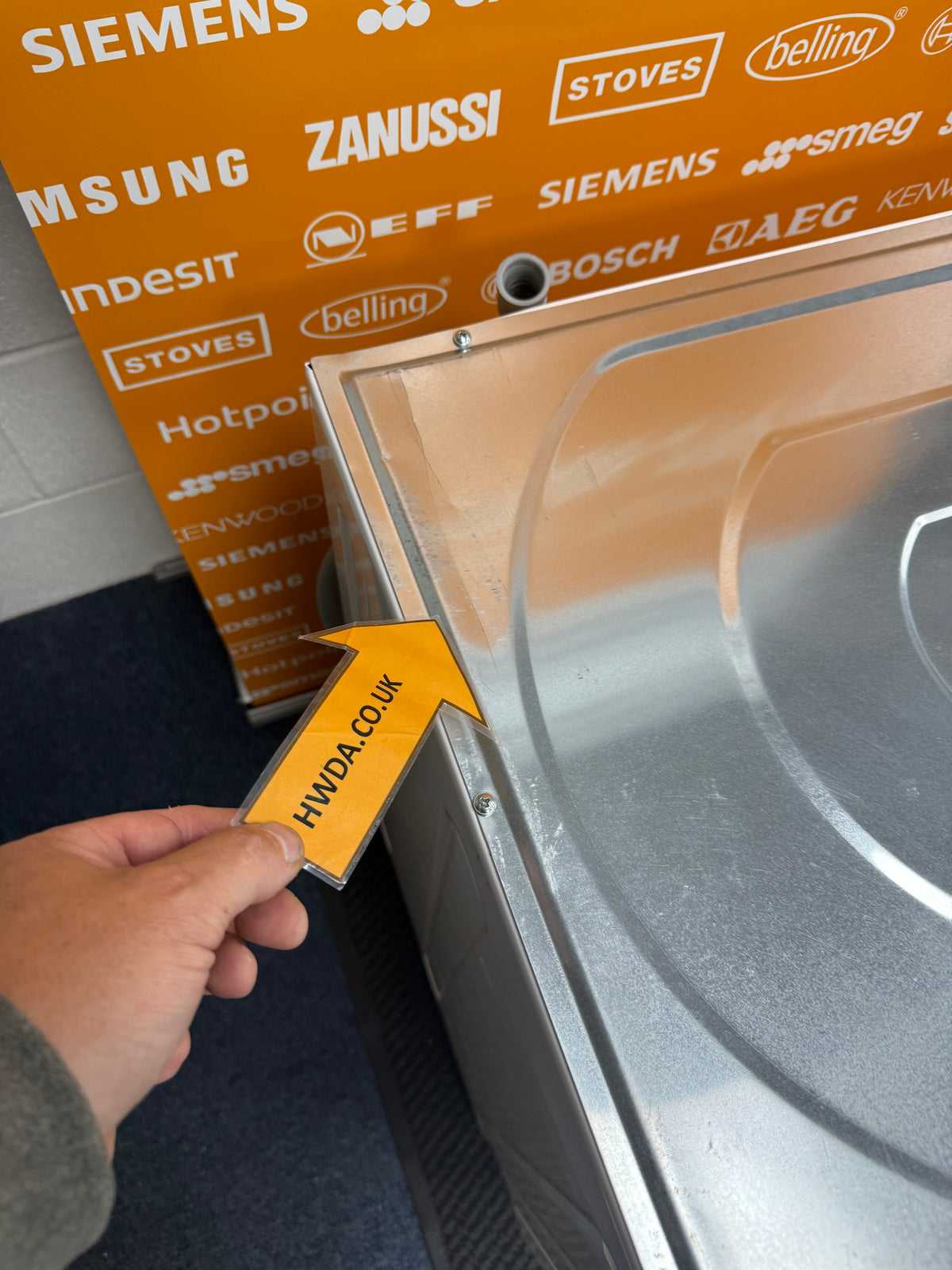 Hotpoint BI WMHG 71483 UK N (94) 7KG 1400RPM Integrated Washing Machine ex display - HW182694
