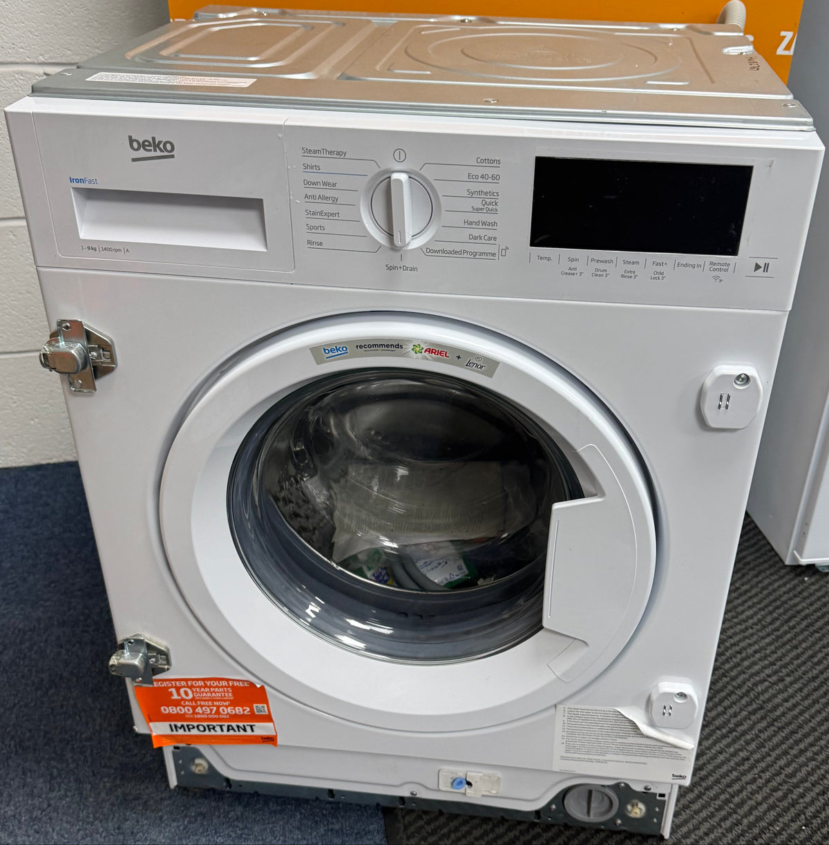 Beko WTIK94121F (67) Integrated 9KG 1400 Spin Washing Machine in White - A Rated - (Ex Display Graded) - HW182767