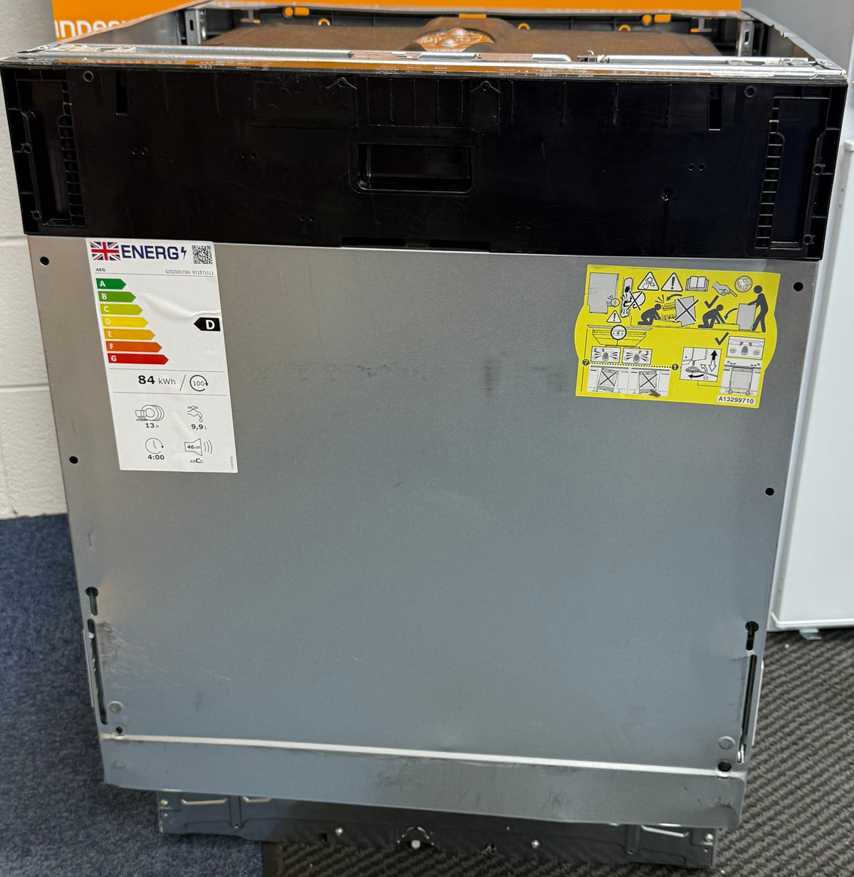 AEG GI5200D1SN (56) 5000 Series AirDry Fully Integrated Dishwasher - D Rated - (Ex Display Dented) - HW182756