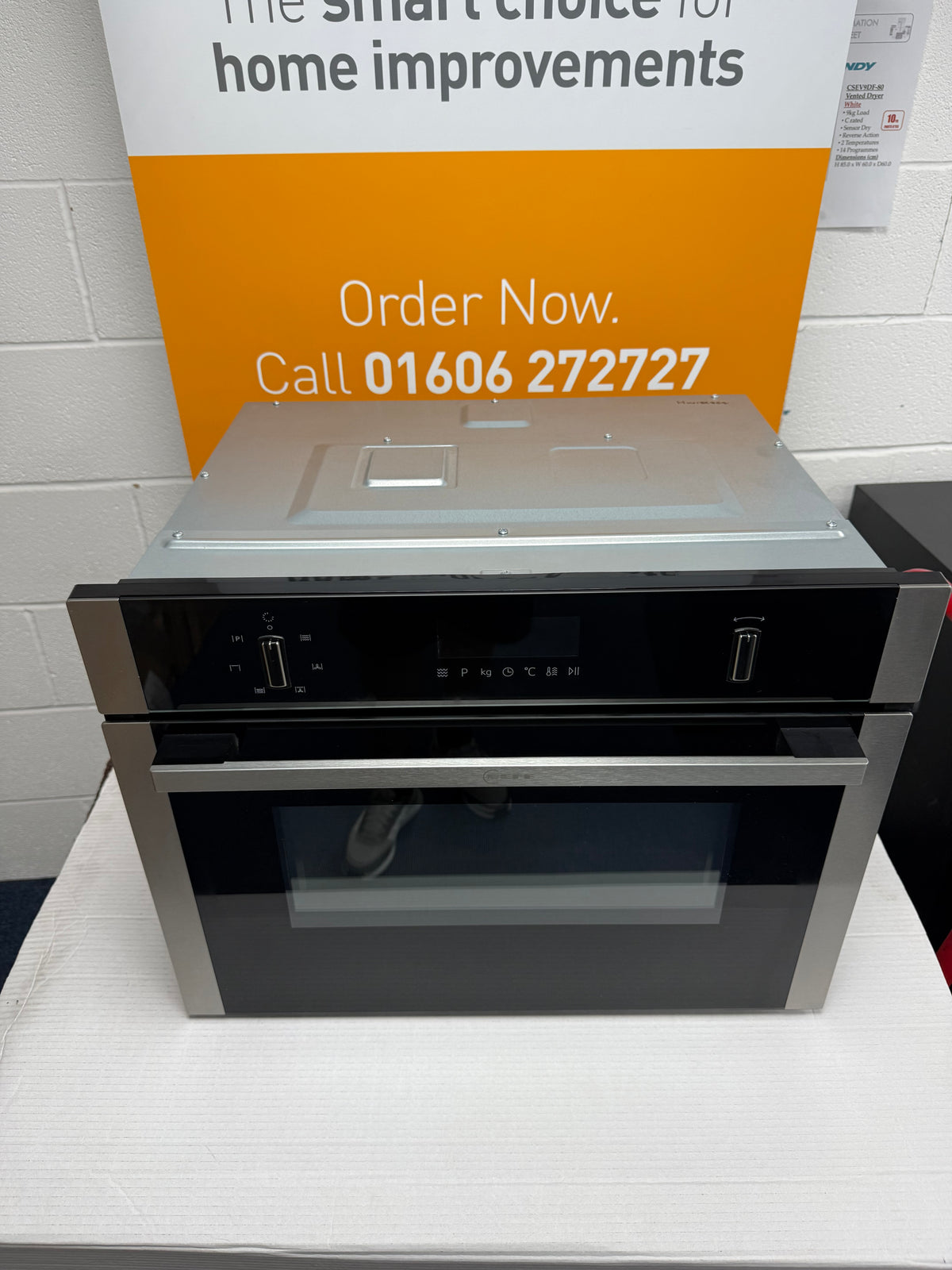 Neff C1AMG84N1B N50 (54) Built-In Combination 900W Microwave Oven in Stainless Steel - (Ex display) - HW182854