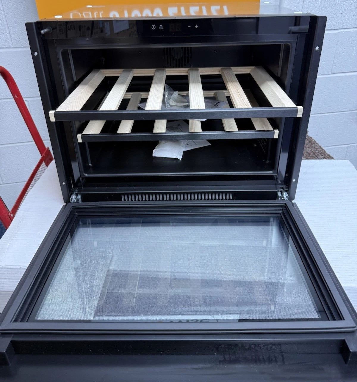 AEG NKW8P21KAB (08) 8000 Series Built-in 49 Litre Wine Cellar in Gloss Black - (Ex Display) - HW182508