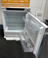 Bosch Series 4 KUR21VFE0G (87) 134 Litre Integrated Under Counter Fridge - E Rated - (Ex Display) - HW182387