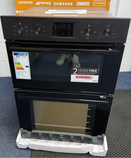 AEG 6000 OU5NP20B (42) SurroundCook Clean Enamel Built-in Double Oven with Matt Black Control Panel - A/A Rated - (Ex Display) - HW182642