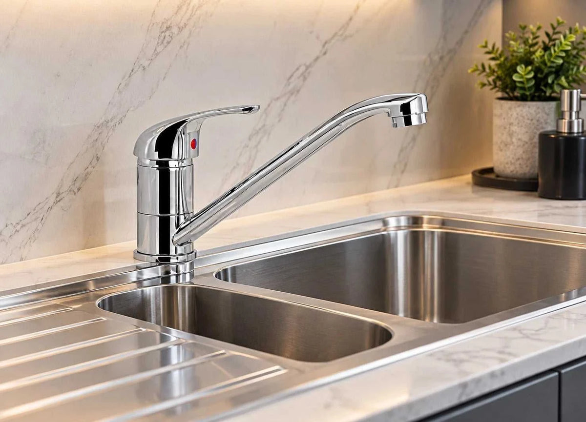 Wren Kitchens Iris Chrome Monobloc Single Lever Kitchen Mixer Tap - (New Boxed) - TA.DUM.006 - HW182790