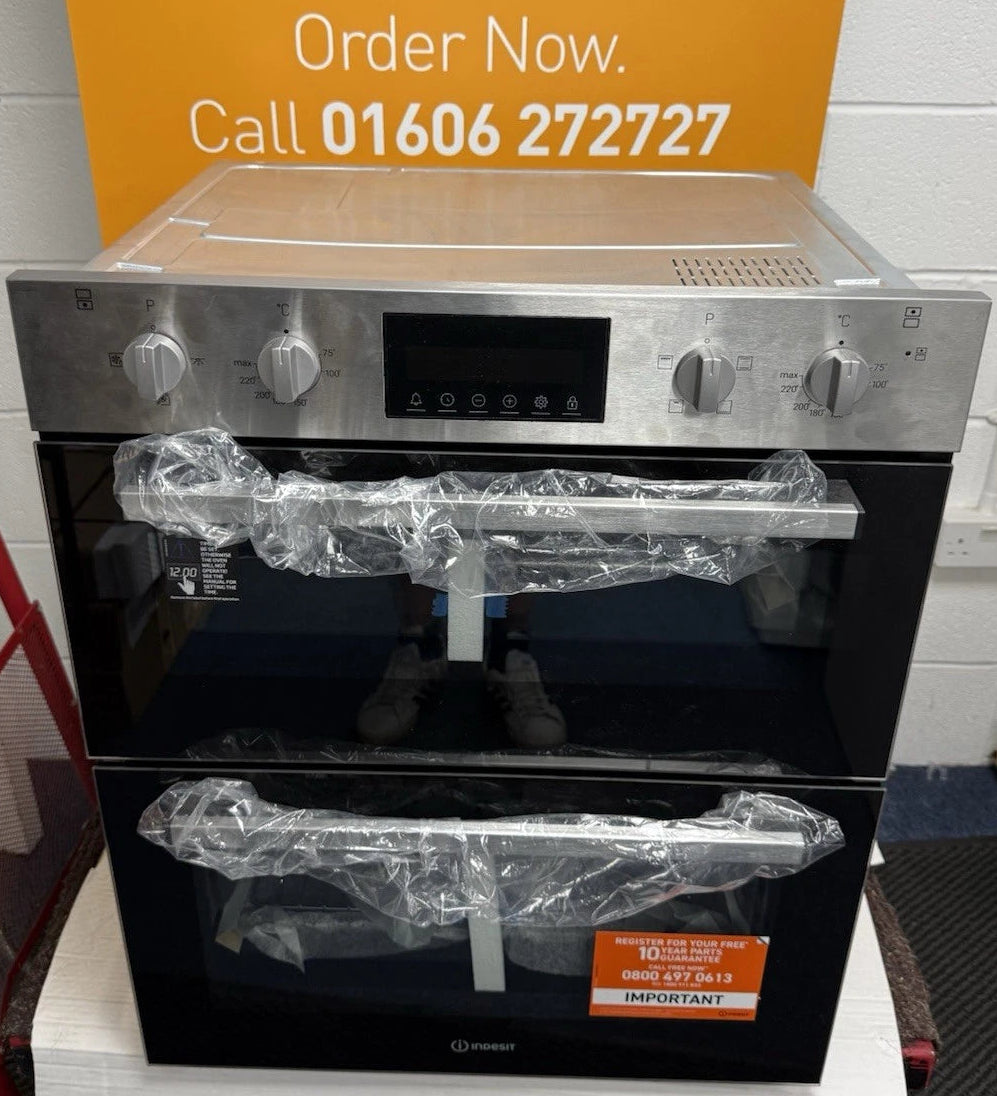 Indesit DUI 10D IX (95) Built-Under Electric Double Oven in Stainless Steel - A/A Rated - (Ex Display) - HW182395