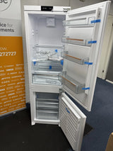 CDA CRI871/1 70/30 Integrated Frost Free Fridge Freezer - E Rated - (Blemished) - HW181848