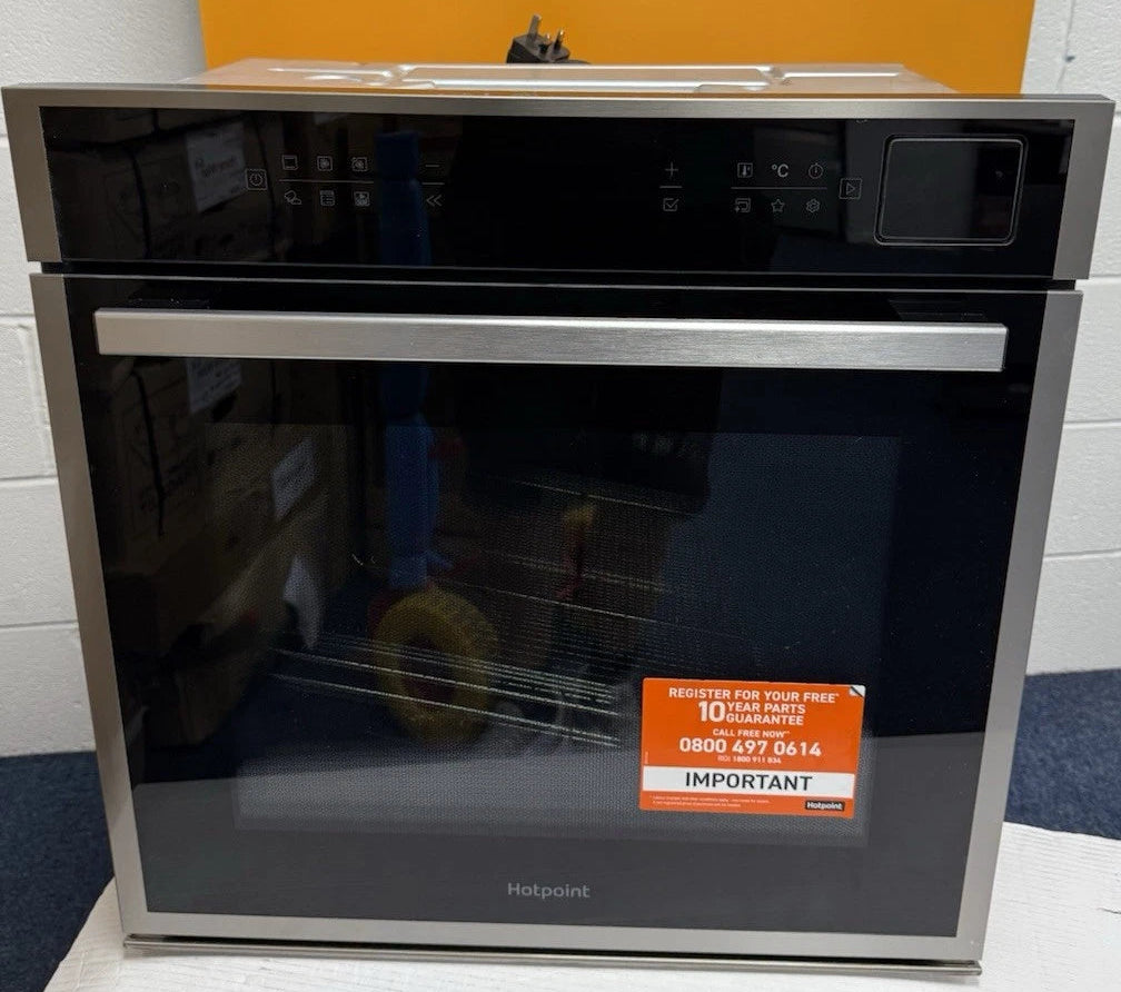 Hotpoint Class 6 HOI6A8PT1SXUK (45) Built in Single AirFry Oven with Pyrolytic Self Cleaning in Stainless Steel - (Ex Display Bemished) - HW182745