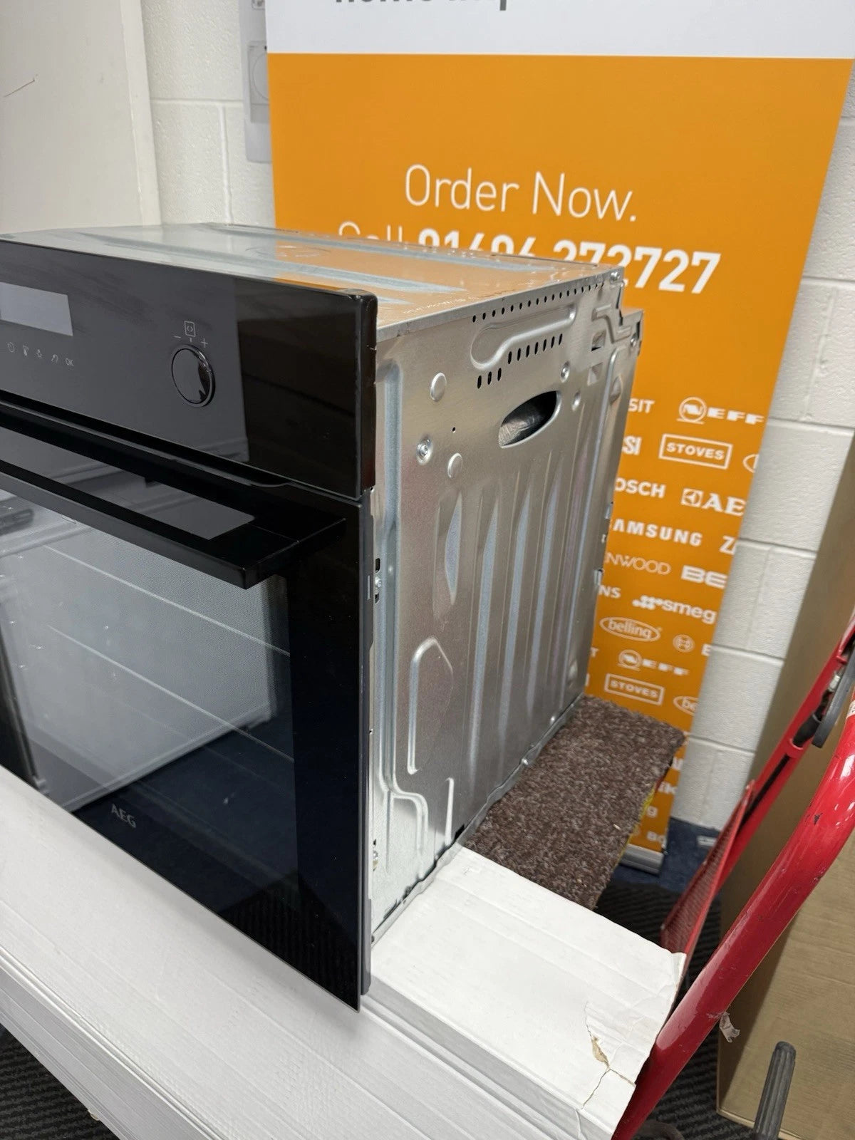 AEG Series 6000 BPK556260B SteamBake Built-in Electric Single Oven waninith Pyrolytic Self Cleg in Stainless Steel - A+ Rated - (Ex Display) - HW182052