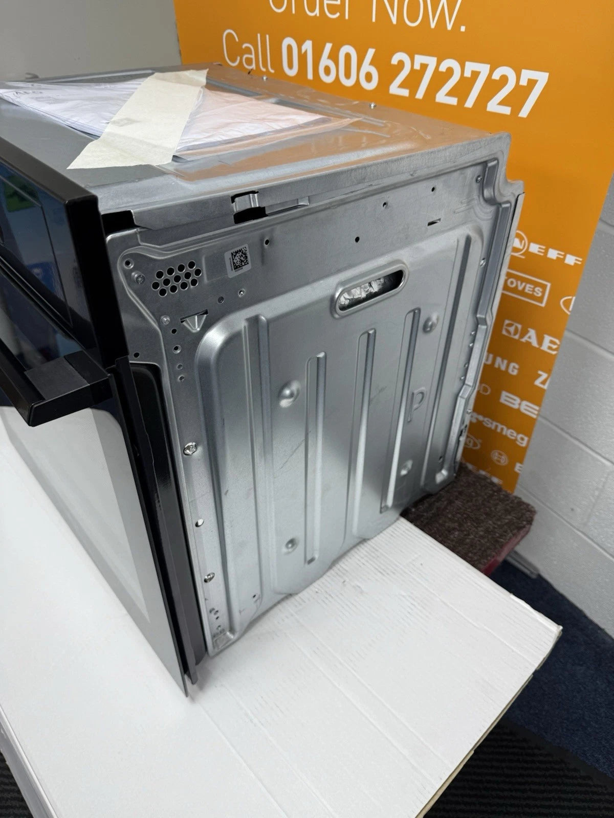 AEG BPX535061B (89) Built-In Electric Single Oven with Pyrolytic Self Cleaning in Black - A Rated - (Ex Display) - HW181789