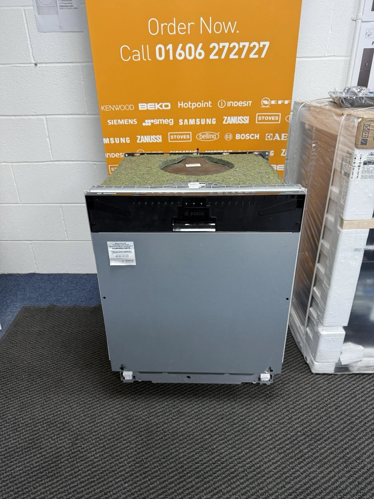 Bosch Series 2 SMV2HTX02G (31) 60cm Fully Integrated Dishwasher with Wi-Fi Enabled Home Connect - D Rated - (Ex Display) - HW182031